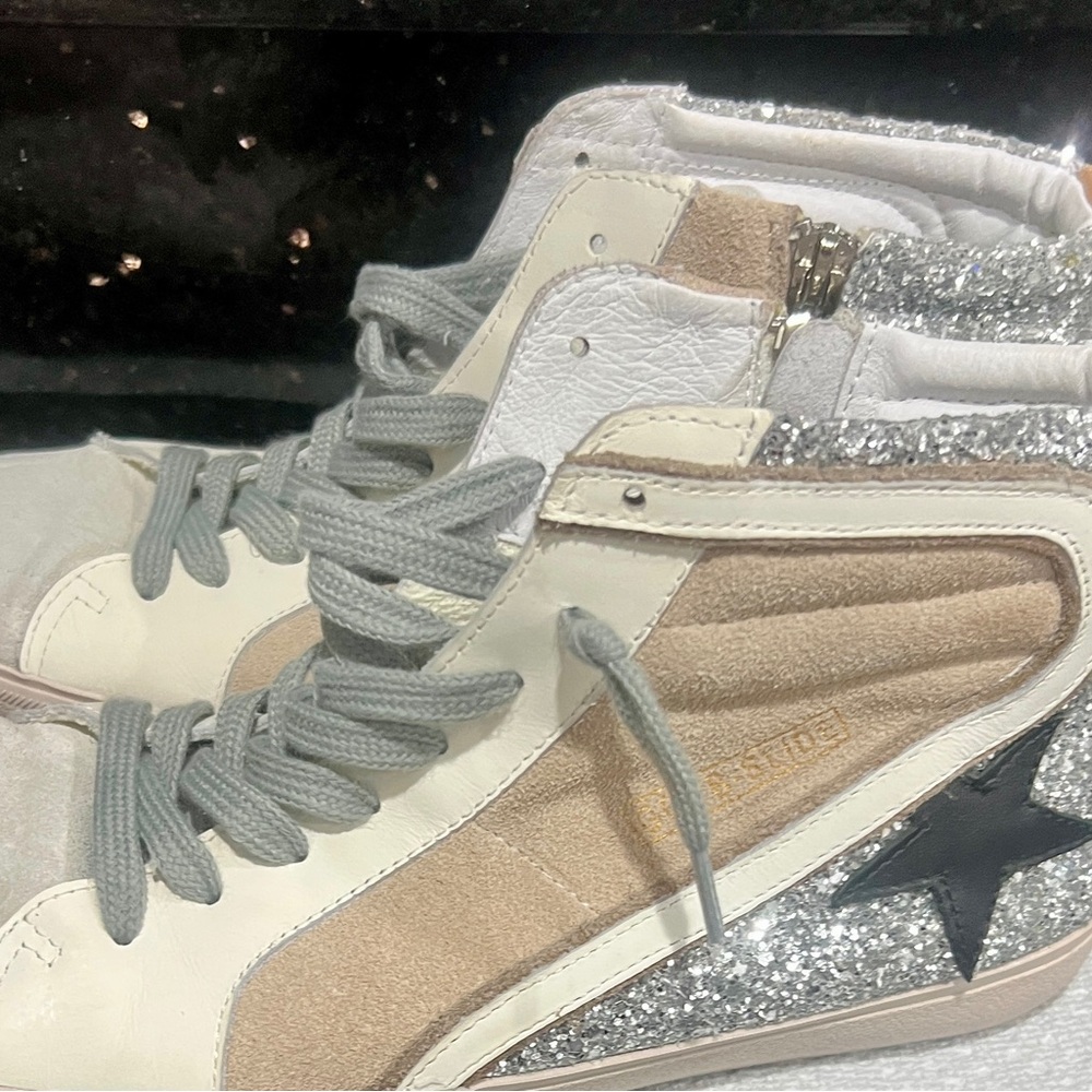 Golden Goose Silver White Sneakers Retro-Inspired High-Tops